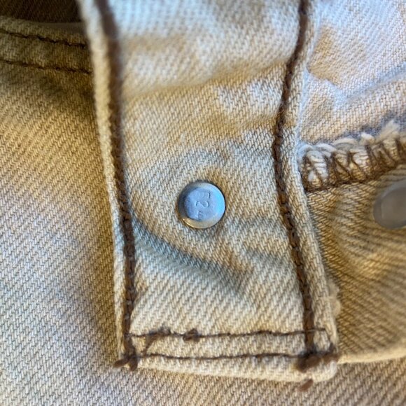 Levi's 501 Jeans 90s Vintage Tan Beige Khaki Made in USA Size 28/32 - Picture 6 of 9